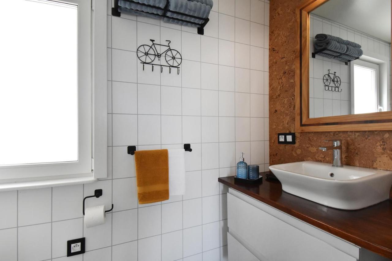 Dadaj Park Home Biskupiec  Eksteriør bilde